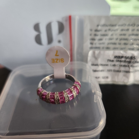 Ring - Picture 4 of 5